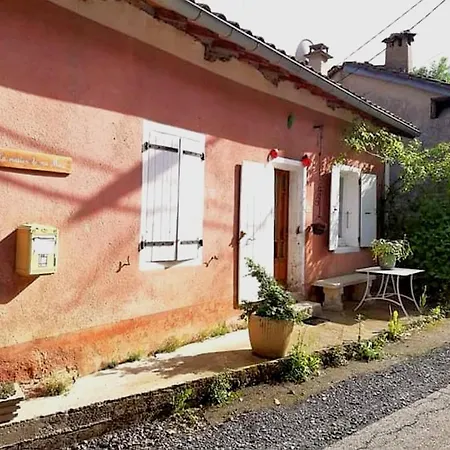Tatil Evi Chez Meme Louise Mayres (Ardeche)